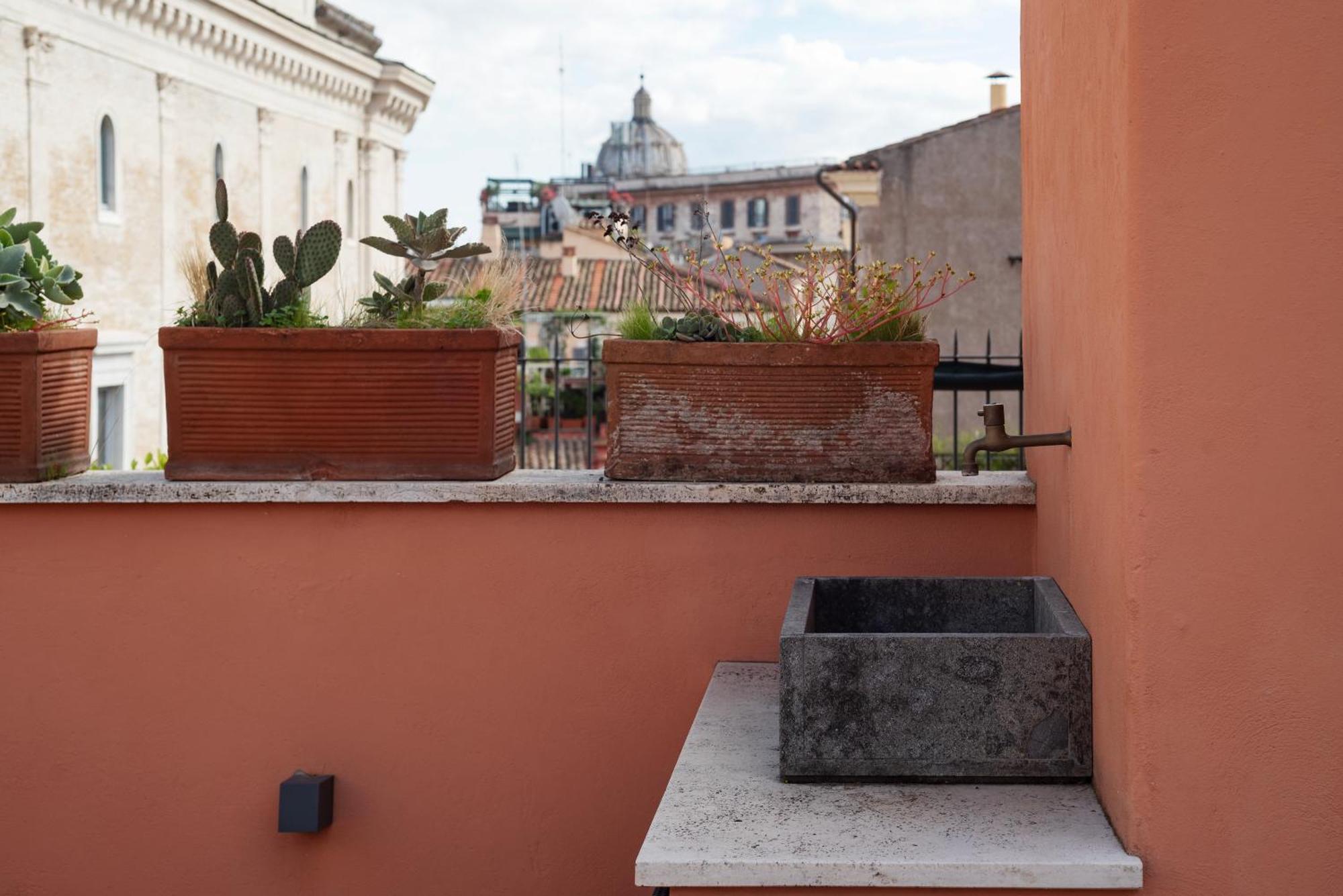 Apartment With Terrace In Via Del Pellegrino - FromhometoРим Екстер'єр фото