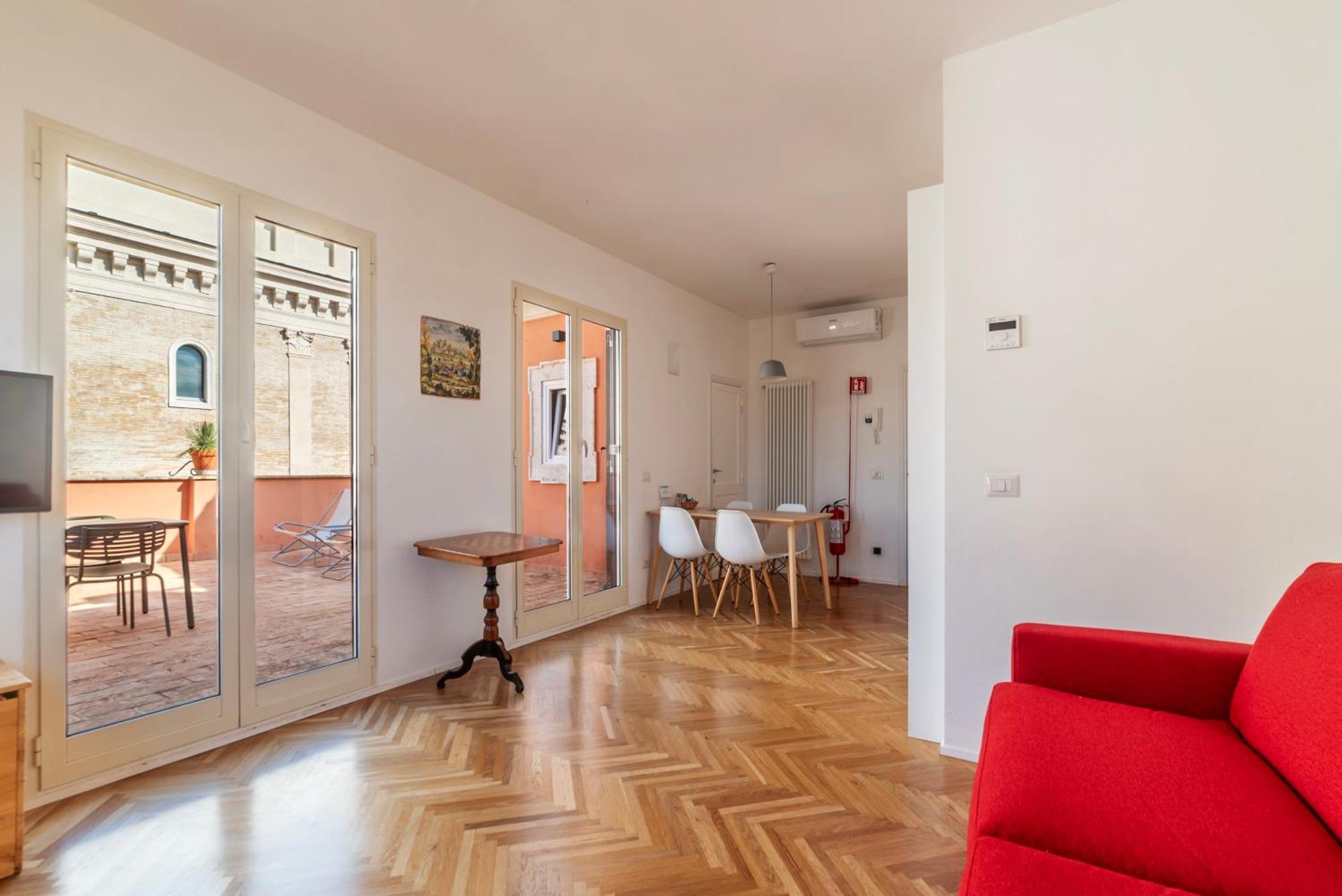 Apartment With Terrace In Via Del Pellegrino - FromhometoРим Екстер'єр фото