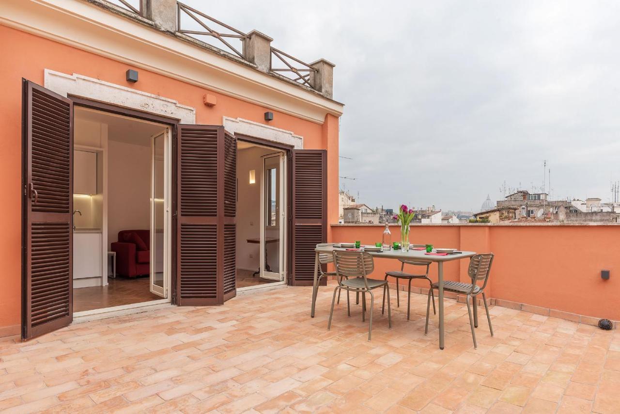 Apartment With Terrace In Via Del Pellegrino - FromhometoРим Екстер'єр фото